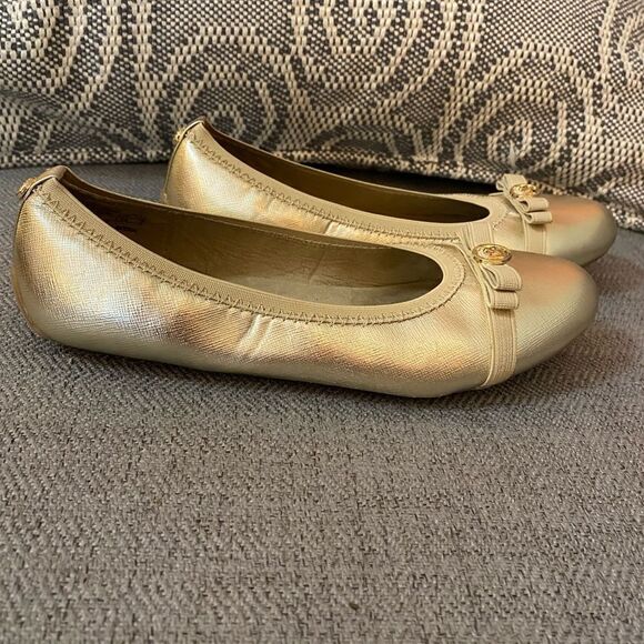 Michael Kors Sz 3 Gold Saffiano Ballet Flats - Picture 4 of 15